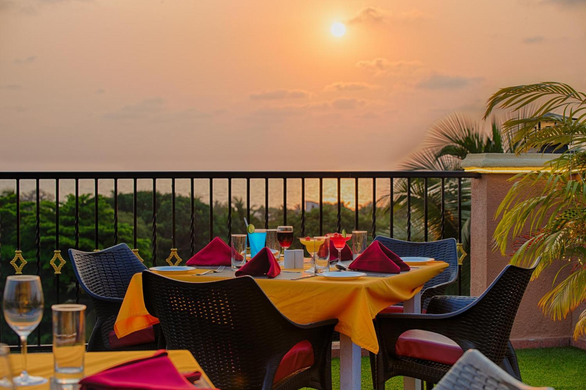 Seashell Suites And Villas- Candolim Goa エクステリア 写真